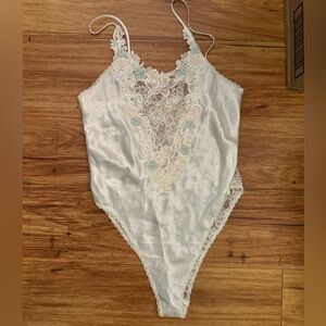 medium victoria secret bodysuit